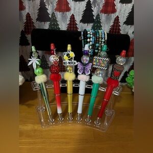 ✨New✨ Hand Beaded Bee-Yotch Pen 🐝